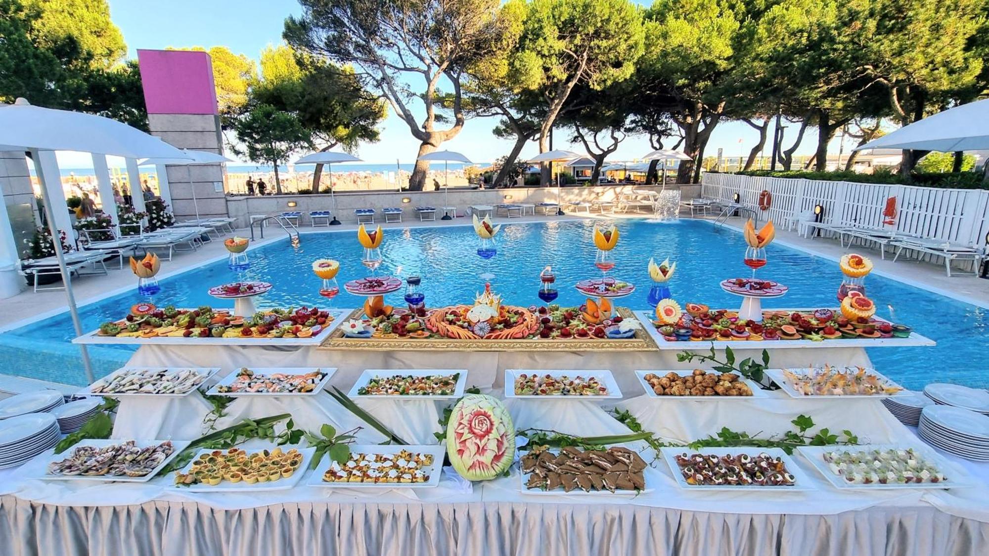 Hotel Bristol Lignano Sabbiadoro Eksteriør billede